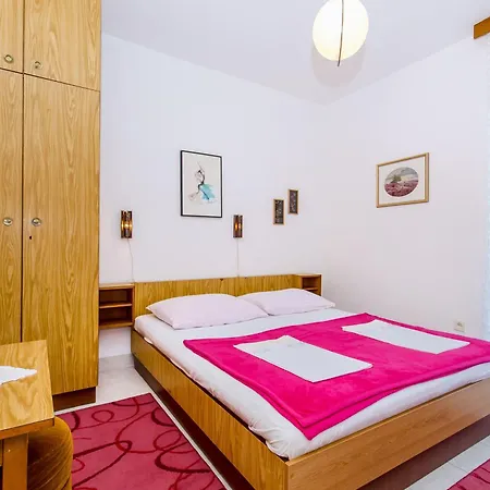 Apartment Smiljana *